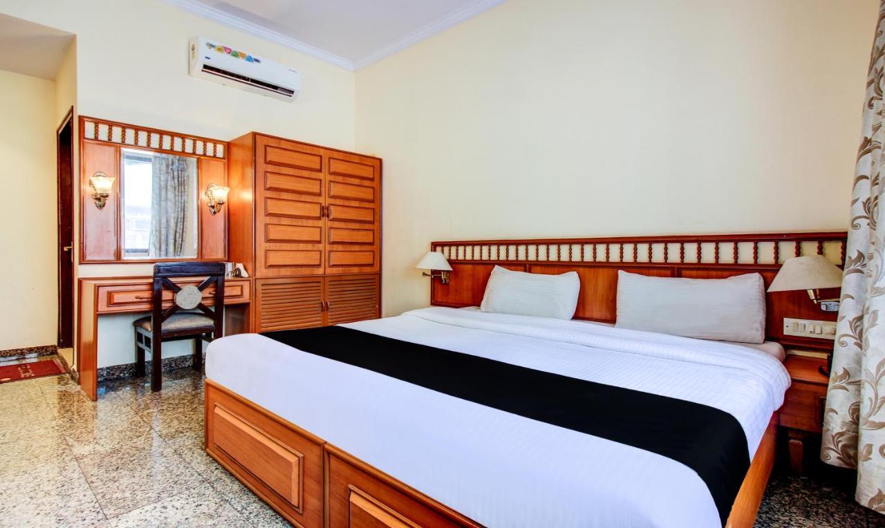 Hotel Kadamb Residency Mumbai Exteriör bild