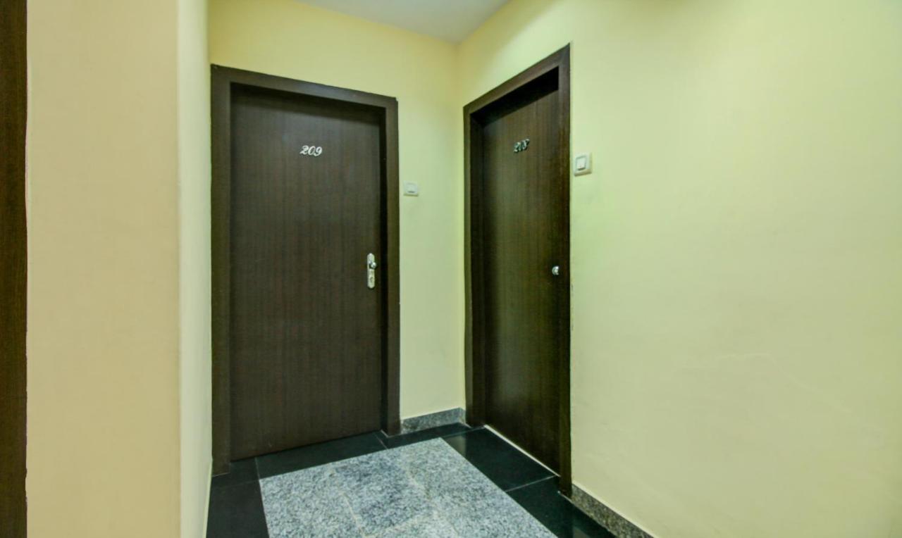 Hotel Kadamb Residency Mumbai Exteriör bild